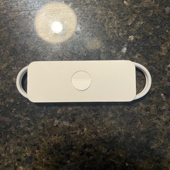 BRAND NEW APPLE WATCH CHARGER - Picture 2 of 2